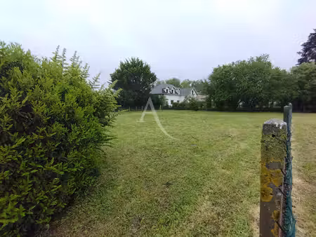 vente terrain  961.00m²  jonzac