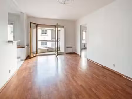 location appartement 3 pièces à nantes canclaux - mellinet (44000) : à louer 3 pièces / 65