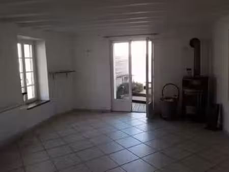 location maison à chemille (49120) : à louer / 105m² chemille