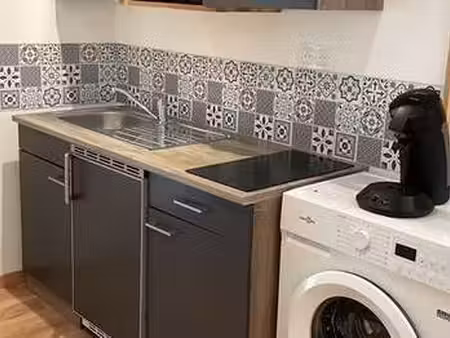 location appartement t1 meublé à varennes-lès-mâcon (71000) : à louer t1 meublé / 21m² var