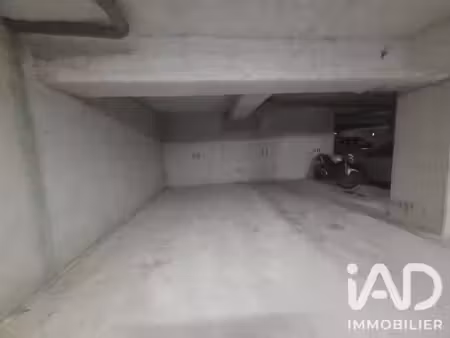 vente parking 12 m²