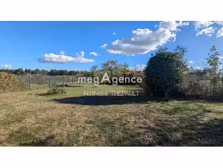 saint-martin-la-garenne  terrain constructible de 1004m²