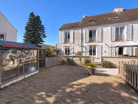 maison familiale 6 chambres  terrasse et sous-sol
