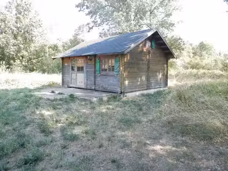 secteur st germain-du-bois (71)  à vendre terrain constructible situé au calme 1372 m² ave