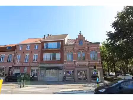 fonds de commerce à louer à baron ruzettelaan 199 assebroek (rbx16810)