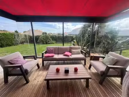 vente maison piscine aux sables-d'olonne (85100) : à vendre piscine / 148m² les sables-d'o