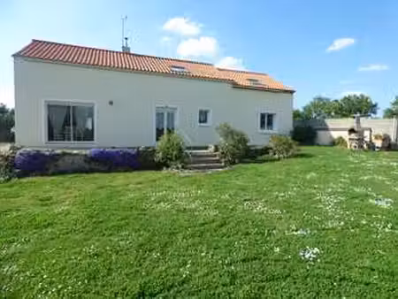 vente maison à saint-viaud (44320) : à vendre / 168m² saint-viaud