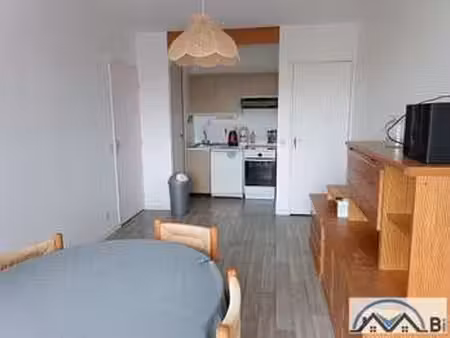 location appartement 2 pièces piscine à courseulles-sur-mer (14470) : à louer 2 pièces pis