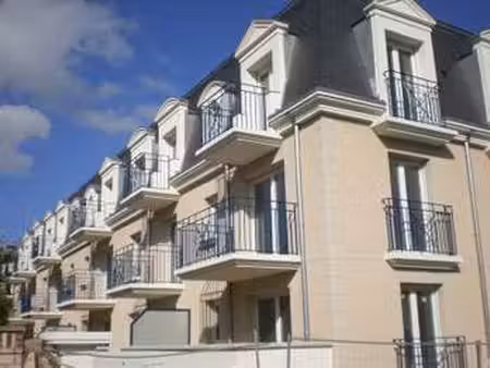 location appartement 2 pièces à saint-aubin-sur-mer (14750) : à louer 2 pièces / 47m² sain