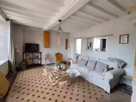 location maison meublé à vaux-sur-seulles (14400) : à louer meublé / 90m² vaux-sur-seulles