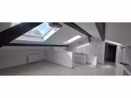 à louer t2 atypique et cosy de 34 m2