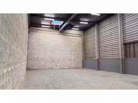 location entrepôt argenteuil 95100 350m²
