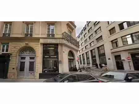 location commerce paris 75009 115m²