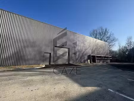 location entrepôt bruges 33520 792m²