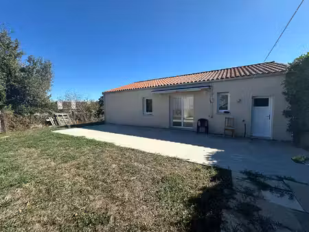 vente maison 4 pièces  81.00m²  maché