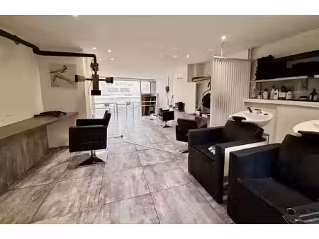 vente local commercial 1 pièce  53.83m²  nantes