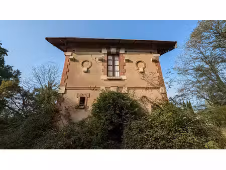 a vendre - maison en pierre a renover - 44521 oudon
