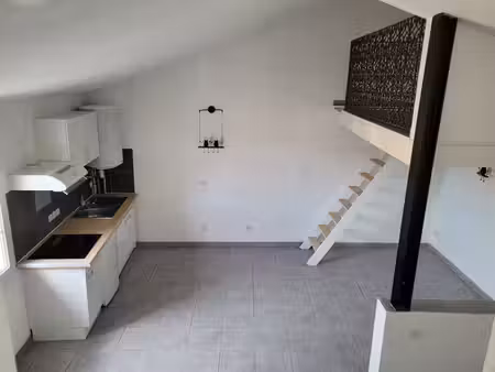 draguignan  2 pièces 47m² avec mezzanine et terrasse de 12m²