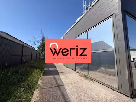 location bureaux 104m²