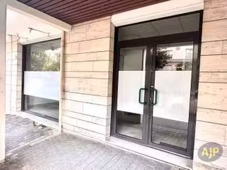 vente bureaux et commerces à nantes (44000) : à vendre / 50m² nantes