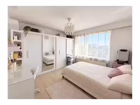 appartement à vendre à rue des dauphins 15 molenbeek-saint-jean (vbe79768)