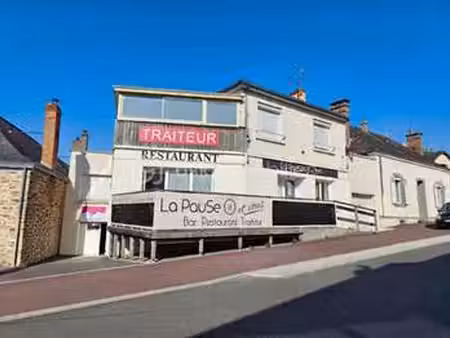 vente immeuble à argentré (53210) : à vendre / 220m² argentré