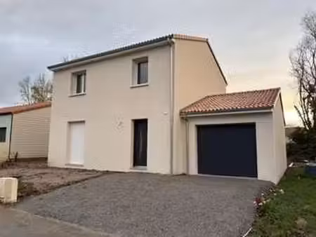vente maison à maisdon-sur-sèvre (44690) : à vendre / 80m² maisdon-sur-sèvre