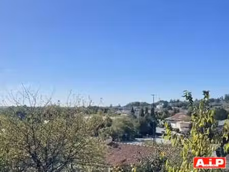vente maison à pouzauges (85700) : à vendre / 95m² pouzauges