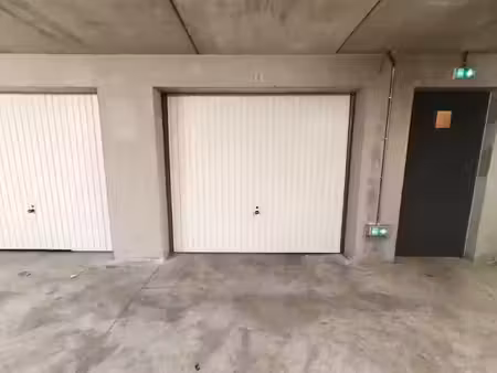vente parking 15.3 m² à saint-martin-d'heres (38400)  16 000 €