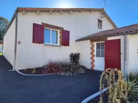 vente maison à saint-denis-la-chevasse (85170) : à vendre / 108m² saint-denis-la-chevasse