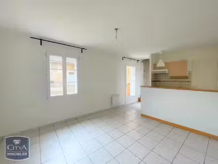 maison à louer 2 pièces 35.53 m² - guîtres (33) - 475€