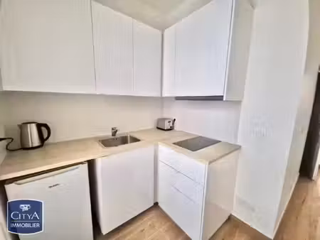appartement à louer 1 pièce 20.55 m² - toulon (83) - 504€