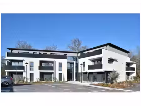 t2 basse consommation avec loggia et parking