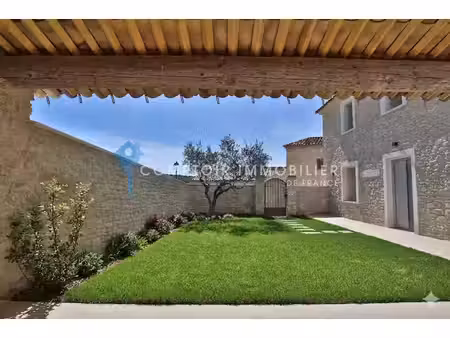maison 5pièce(s) 4chambre(s) 143 m² gordes (84220)