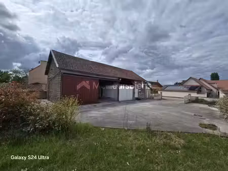 grange avec garage  dependances et piece