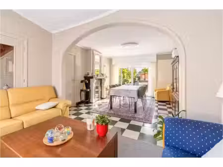 maison à vendre avec terrasse et jardin   luingne (vbe79218)