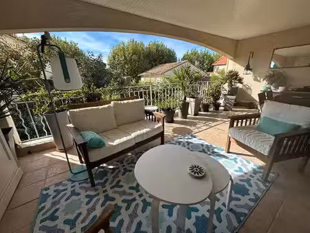 exclusivité  vente puyricard proche centre  appartement t4 de 92 m2 avec terrasse 22 m2  g
