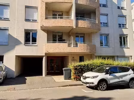 location appartement 2 pièces 48m² clermont ferrand 63000