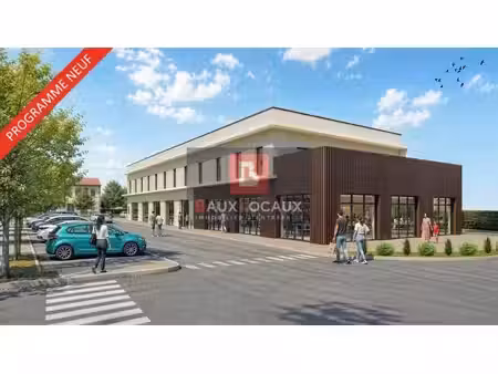 location commerce carpentras 84200 123m²