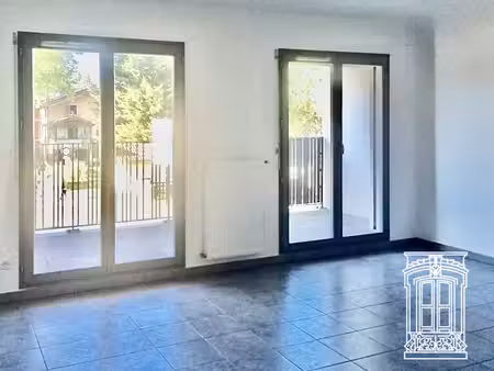 location appartement 3 pièces 65m² neuville sur saone 69250
