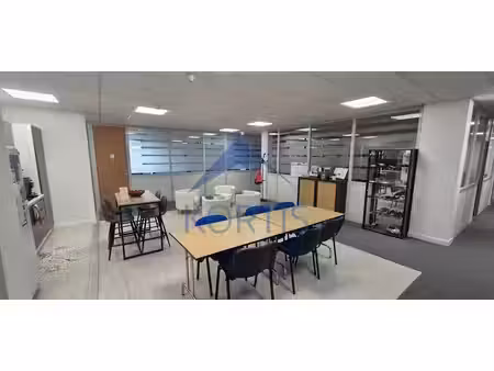 location local professionnel 360m² st priest 69800