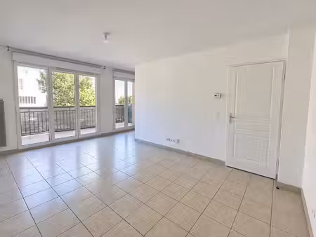 vente appartement 2 pièces 42.95 m² à clermont-ferrand (63000)  103 000 €