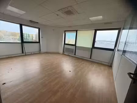 vente bureaux vitry sur seine 94400 167m²