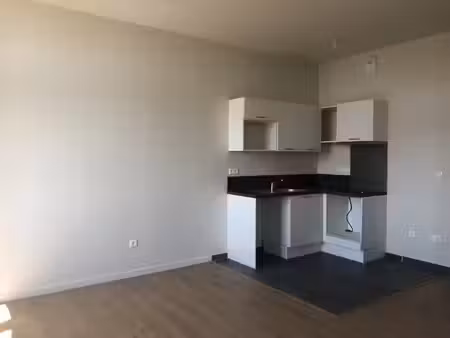 a louer la visitation appartement de type 3 de standing