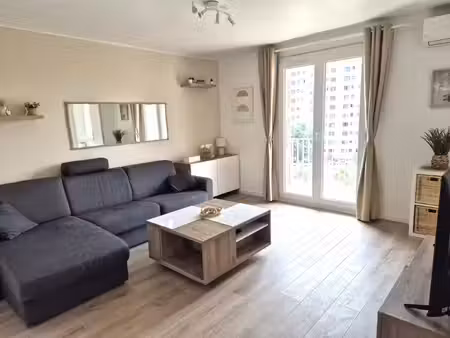 chambre étudiant en colocation sur toulon