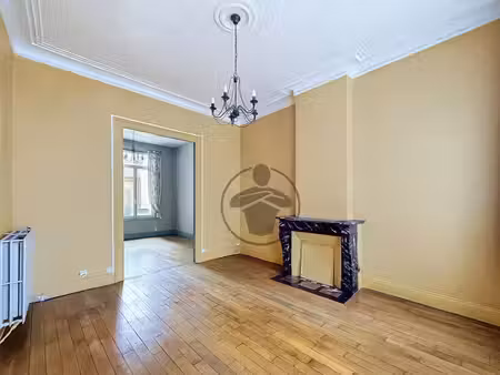 vente maison 6 pièces 140 m2 à saint-quentin