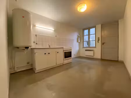 location appartement 3 pièces 62m² besancon 25000