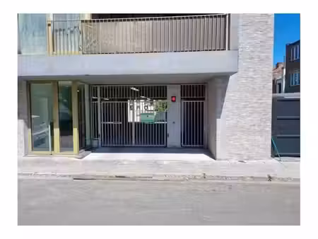 garage à louer à rue général biebuyck 40 neder-over-heembeek (vbe79437)