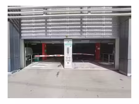garage à louer à boulevard pierre mayence 1 charleroi (vbe79597)