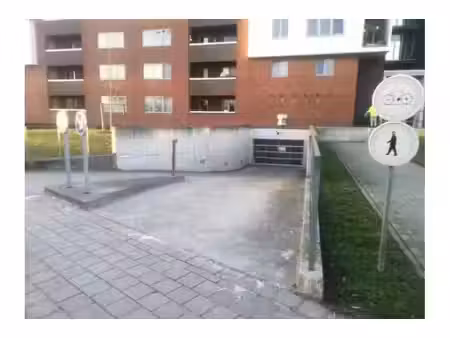 garage à louer à virginiastraat 127 gand (vbe79414)